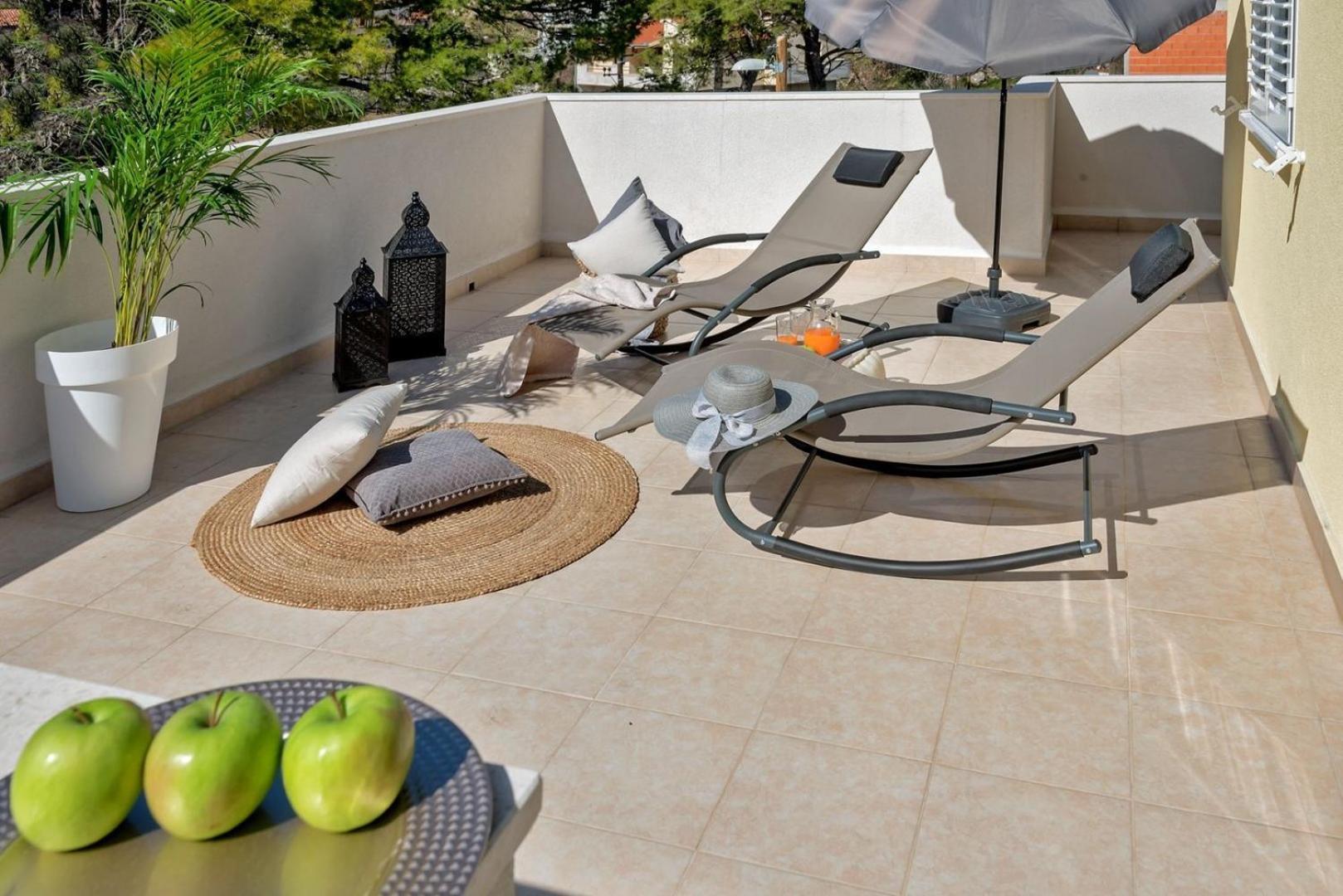 Luxury Villa Lelu With Heated Saltwater Pool, Parking, High Speed Internet, Bbq, Žrnovnica Buitenkant foto